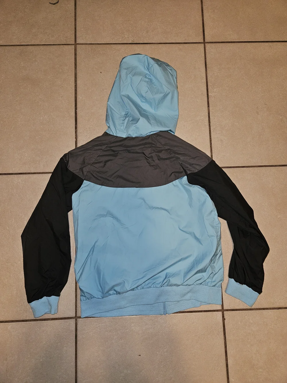 Nike colorblock hooded